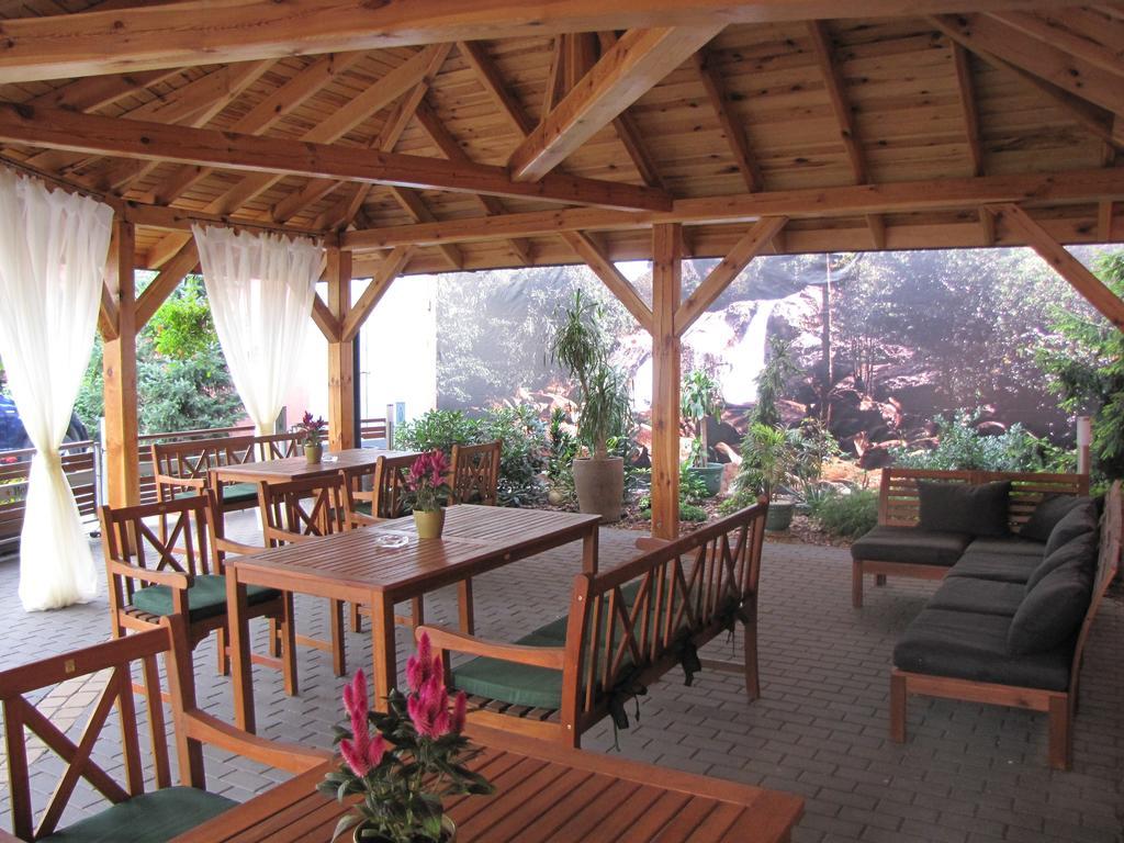 Aviator Hotel Restauracja & Spa Pabianice Luaran gambar