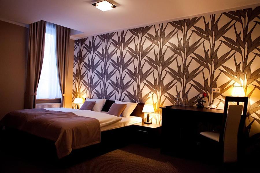 Aviator Hotel Restauracja & Spa Pabianice Luaran gambar