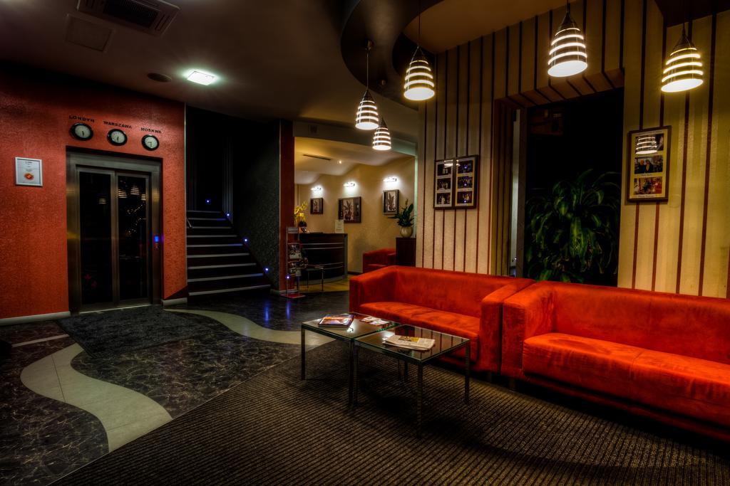 Aviator Hotel Restauracja & Spa Pabianice Luaran gambar
