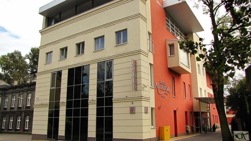 Aviator Hotel Restauracja & Spa Pabianice Luaran gambar